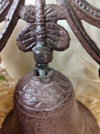 Campana di forgiatura per l'ingresso di casa