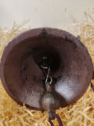 Campana di forgiatura per l'ingresso di casa