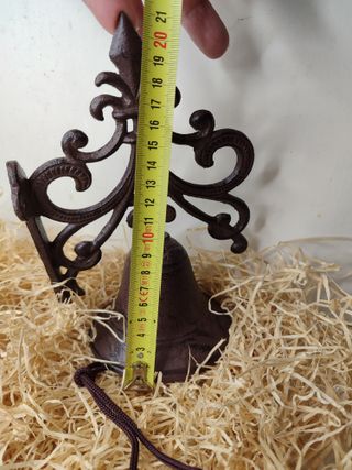 Campana di forgiatura per l'ingresso di casa