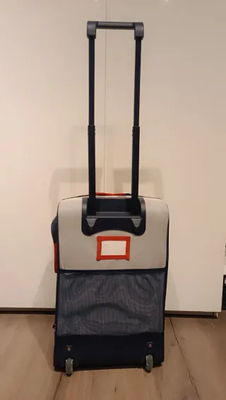 Maleta de viaje infantil roja con número 1