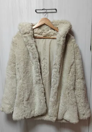 Abrigo pelo Hollister