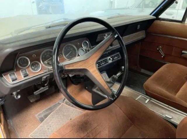 Dodge 3700 gt 3700 gt 1976