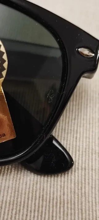 Occhiali da sole Ray-Ban 0RB2132 New Wayfarer