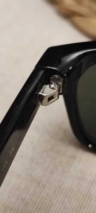 Occhiali da sole Ray-Ban 0RB2132 New Wayfarer