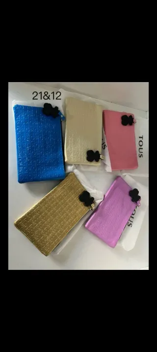 Carteras Tous Azul y Dorado más colores