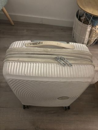 Maleta American Tourister blanca 4 ruedas