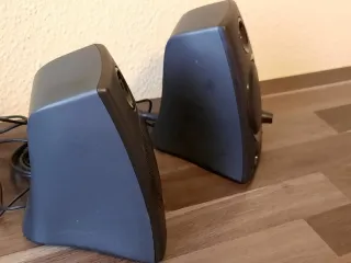 Altavoces Logitech Negros