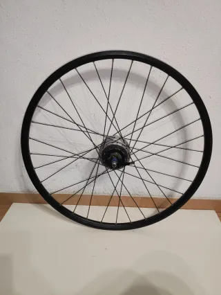 Buje Nexus 8V y Llanta 700c