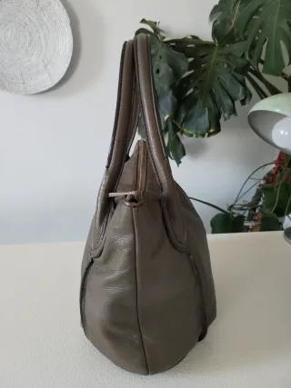 Borsa Coccinelle in vera pelle taupe – Made in Ita