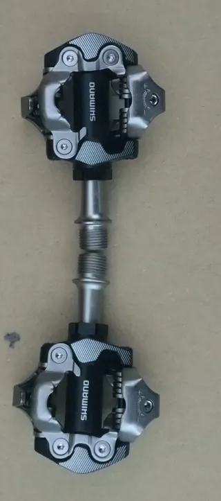 Pedales Shimano XT 8100