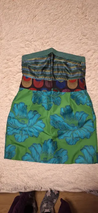 Vestido estampado floral verde y multicolor