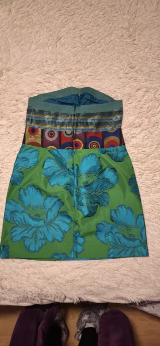 Vestido estampado floral verde y multicolor