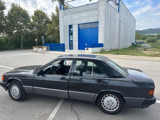 Mercedes-Benz 190  1981