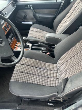 Mercedes-Benz 190  1981