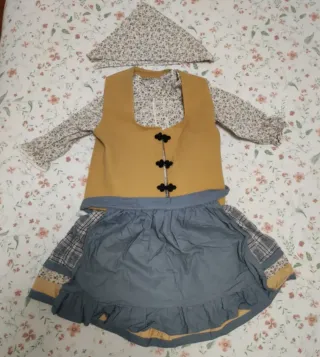 Traje casera vasco hecho a mano para bebe 1 año