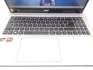 E36019-0 Pc Portatil Acer Aspire 3 15 44P