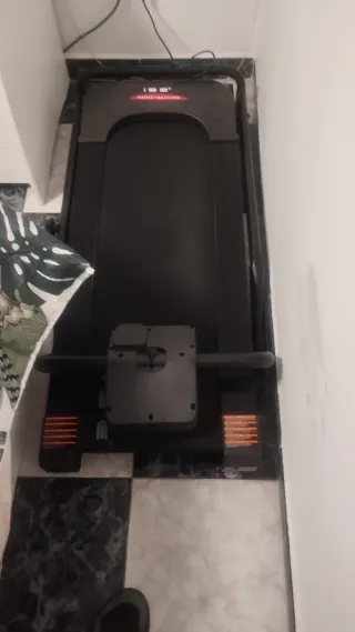 Cinta de correr plegable casi nueva