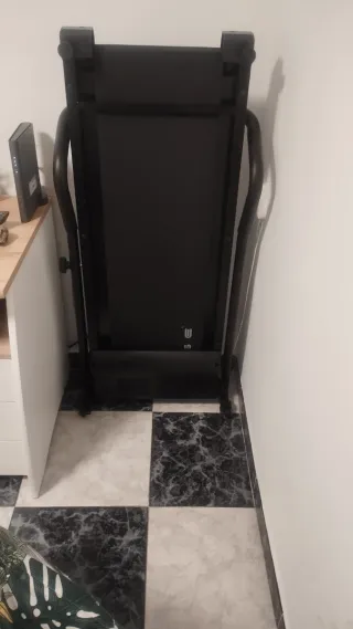 Cinta de correr plegable casi nueva