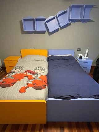 Cama juvenil 90x190 y estantería