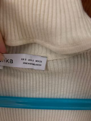Bershka Jersey Manga Larga Cuello Alto