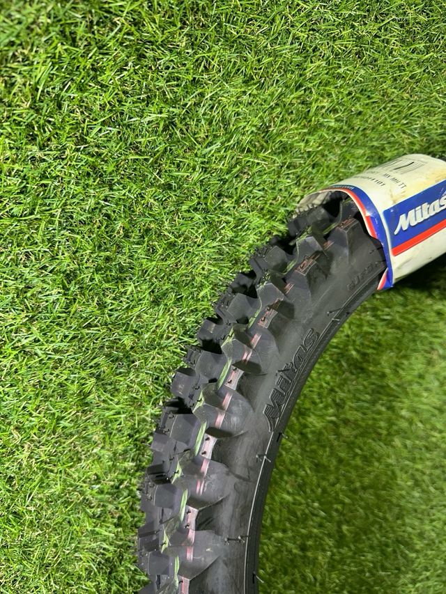 Cubierta Mitas 60/100 14 Moto