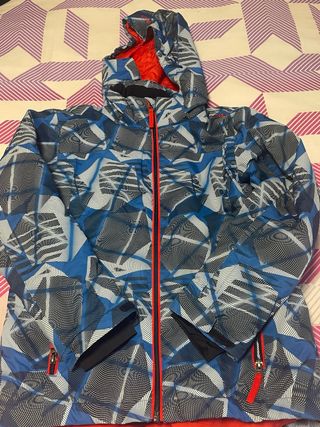 Cazadora de nieve con capucha talla 12 años