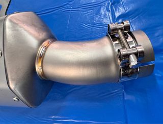 Escape Akrapovič BMW R1300GS Carbono