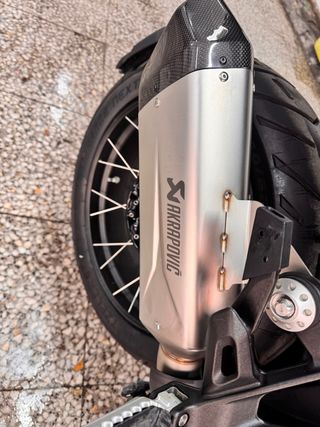 Escape Akrapovič BMW R1300GS Carbono