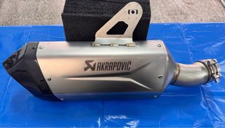 Escape Akrapovič BMW R1300GS Carbono