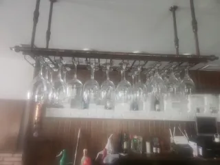 Colgador de copas de vino