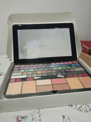 Caja de maquillaje iMakeUp negra