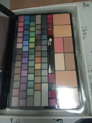 Caja de maquillaje iMakeUp negra