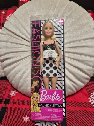 Muñeca Barbie Fashionistas