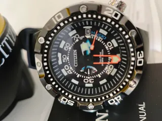 Reloj Citizen Aqualand Eco-Drive