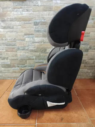Silla de coche Babyauto gris y naranja