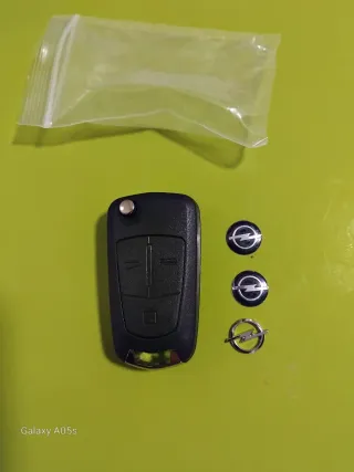 Llave Opel Vectra + 3 Emblemas