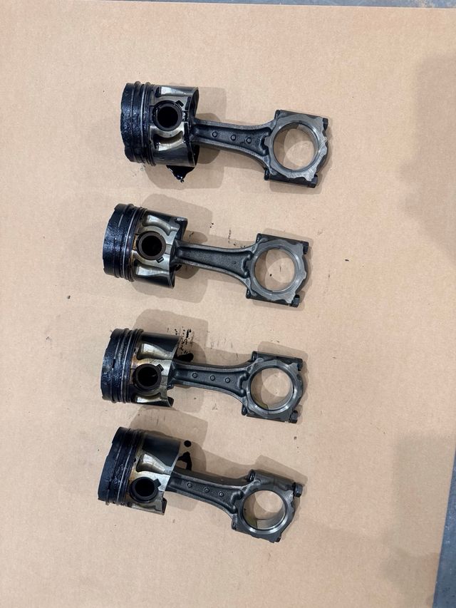 Pistones 1.7 CDTI A17DTR