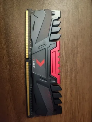 Memoria RAM XLR8 32GB (2x16)