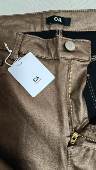 Pantalón vestir bronce talla 42