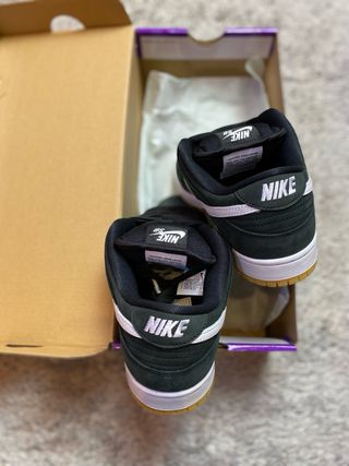 Nike SB Dunk Low Pro Black Gum 40