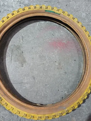 Neumáticos BMX 20x2.125