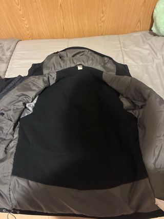 Chaqueta Quechua Negra y Gris Talla L