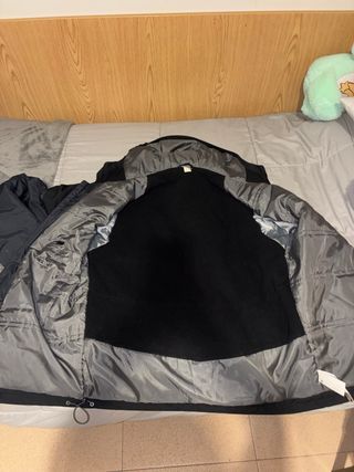 Chaqueta Quechua Negra y Gris Talla L
