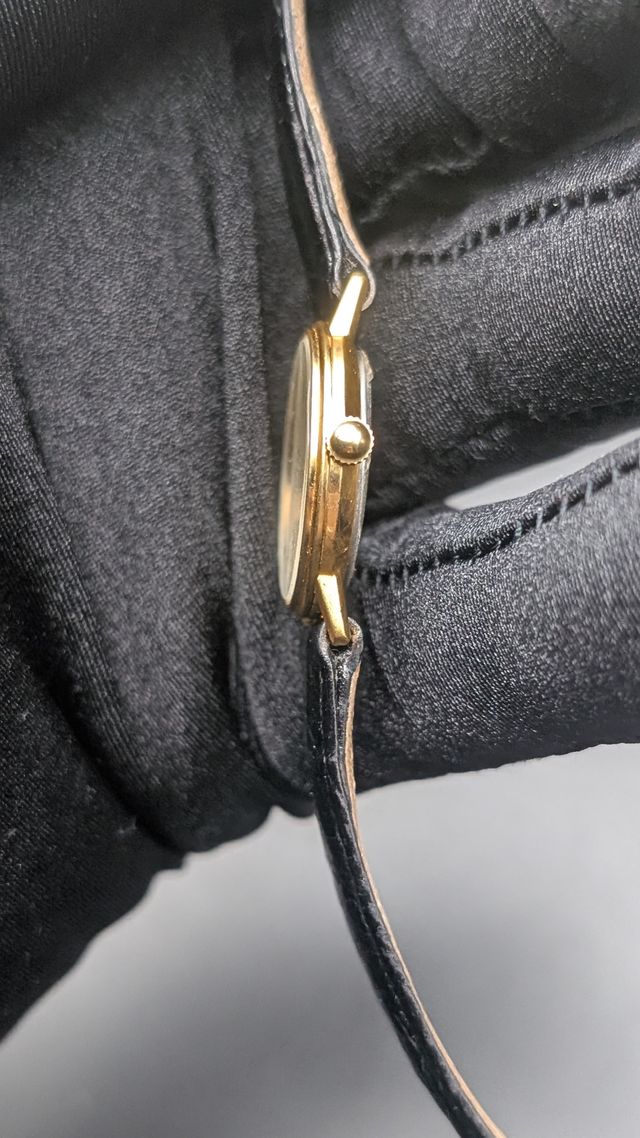 Longines Quarzo Vintage Dorato Donna