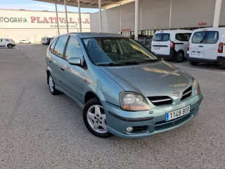 Nissan Almera 2001