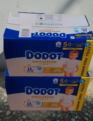 176 Pañales Dodot Sensitive T5+ (2x88)