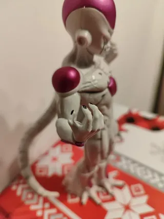 Figura Freezer Dragon Ball Z 22cm