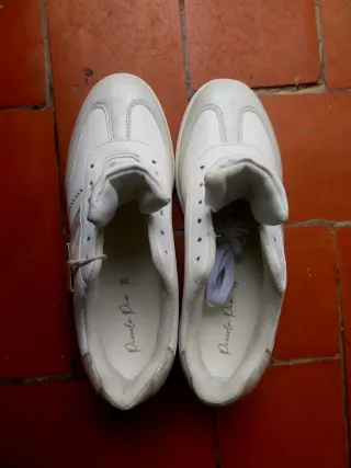 Zapatillas Mujer Merkal Blancas y Doradas Talla 38