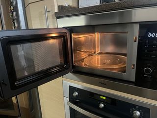 Microondas integrable Teka - para mueble de 60