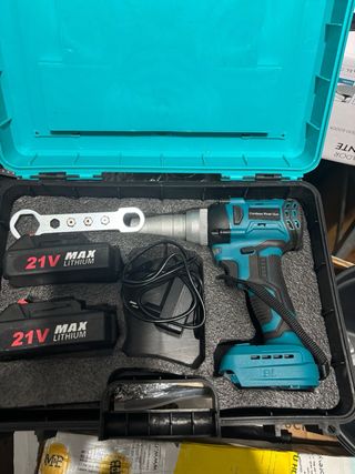 Remachadora a batería 21V